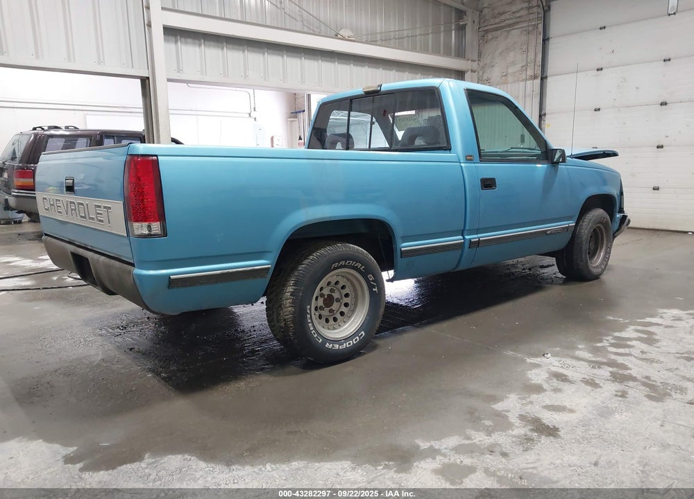 1993 CHEVROLET GMT-400 C1500 VIN: 1GCDC14K0PZ213871