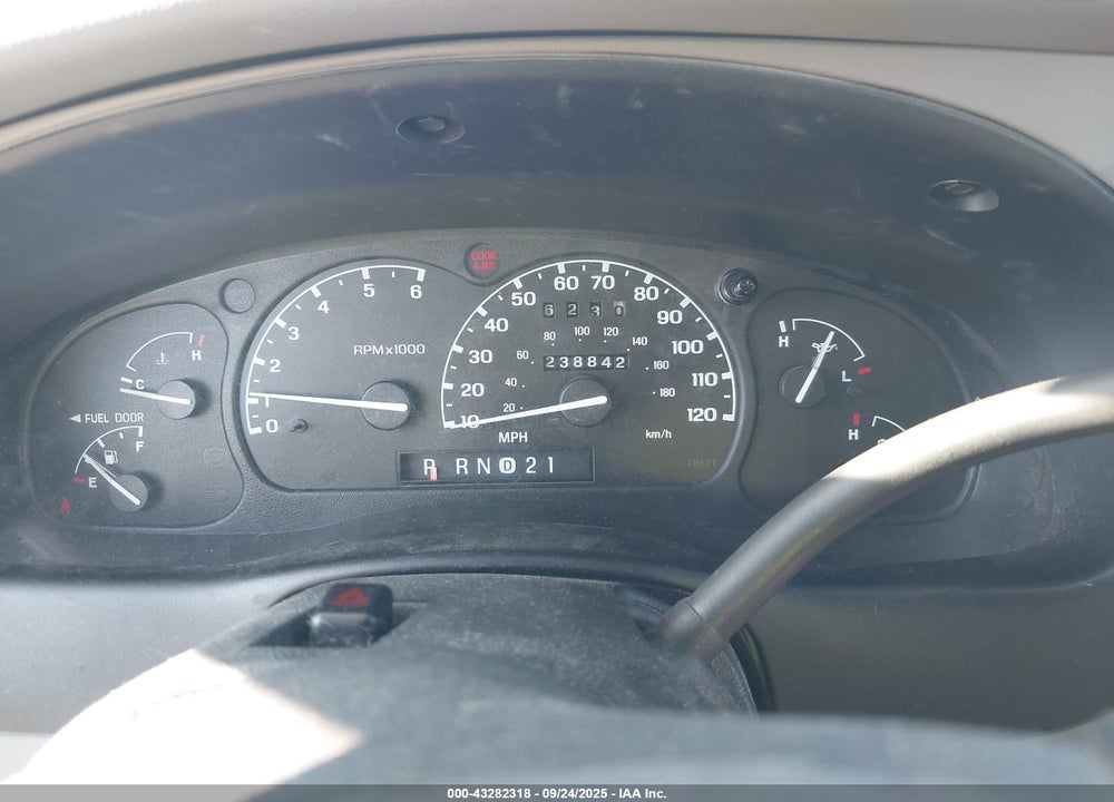 2001 FORD EXPLORER XLS VIN: 1FMZU72E71ZA46432