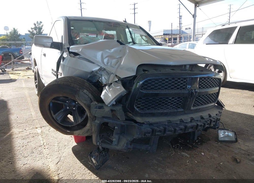 2018 RAM 1500 VIN: 3C6JR7CT5JG244756
