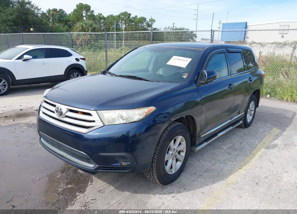 2013 TOYOTA HIGHLANDER VIN: 5TDBK3EH5DS213404