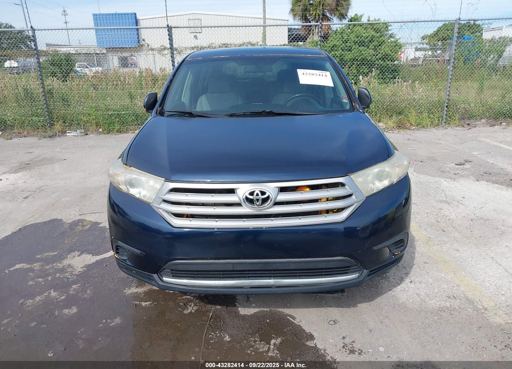 2013 TOYOTA HIGHLANDER VIN: 5TDBK3EH5DS213404
