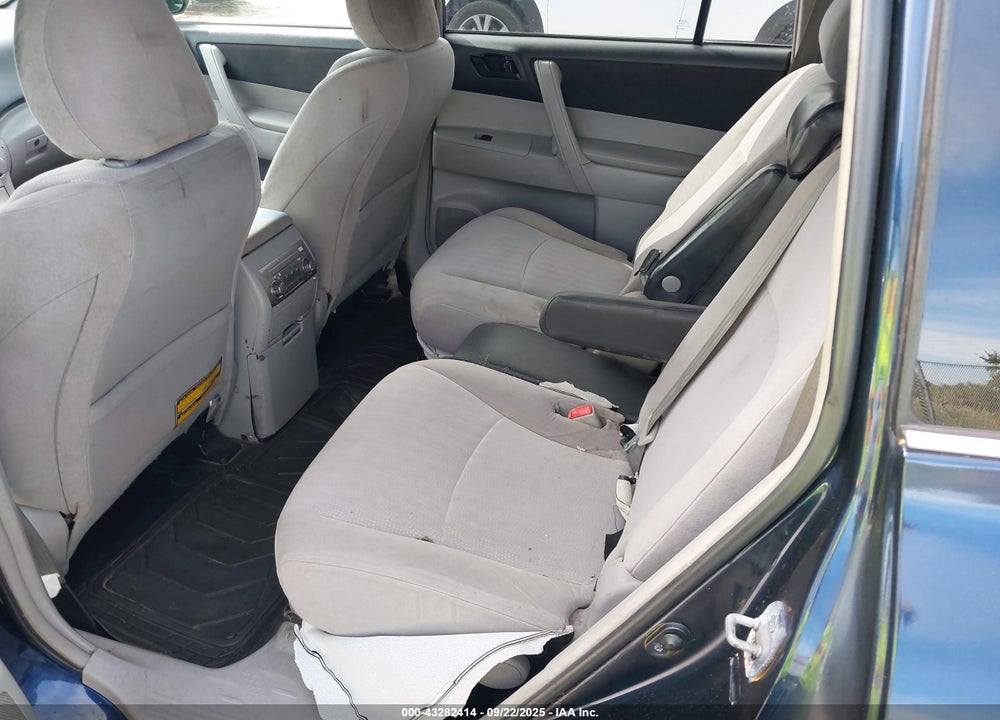 2013 TOYOTA HIGHLANDER VIN: 5TDBK3EH5DS213404