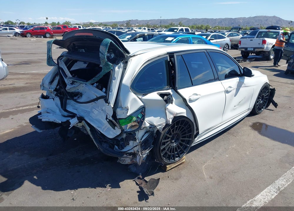 2014 BMW 3 SERIES VIN: WBA3G7C55EF186497