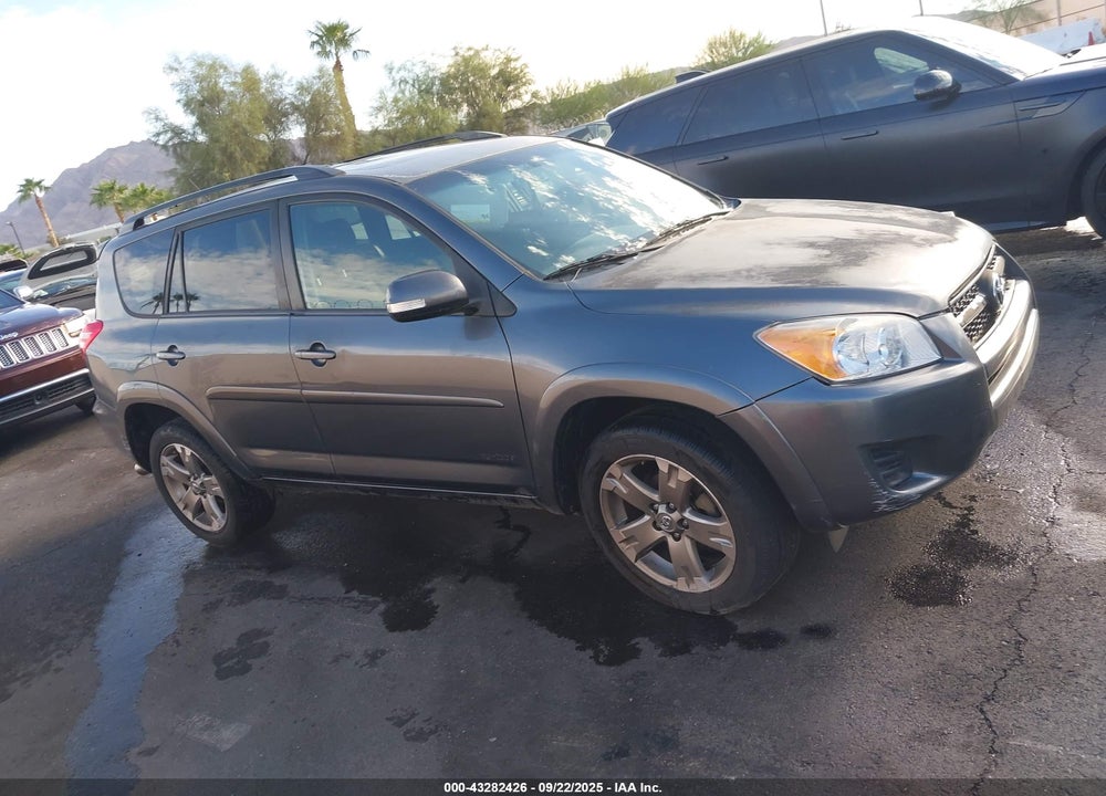2011 TOYOTA RAV4 VIN: JTMWF4DVXB5040761