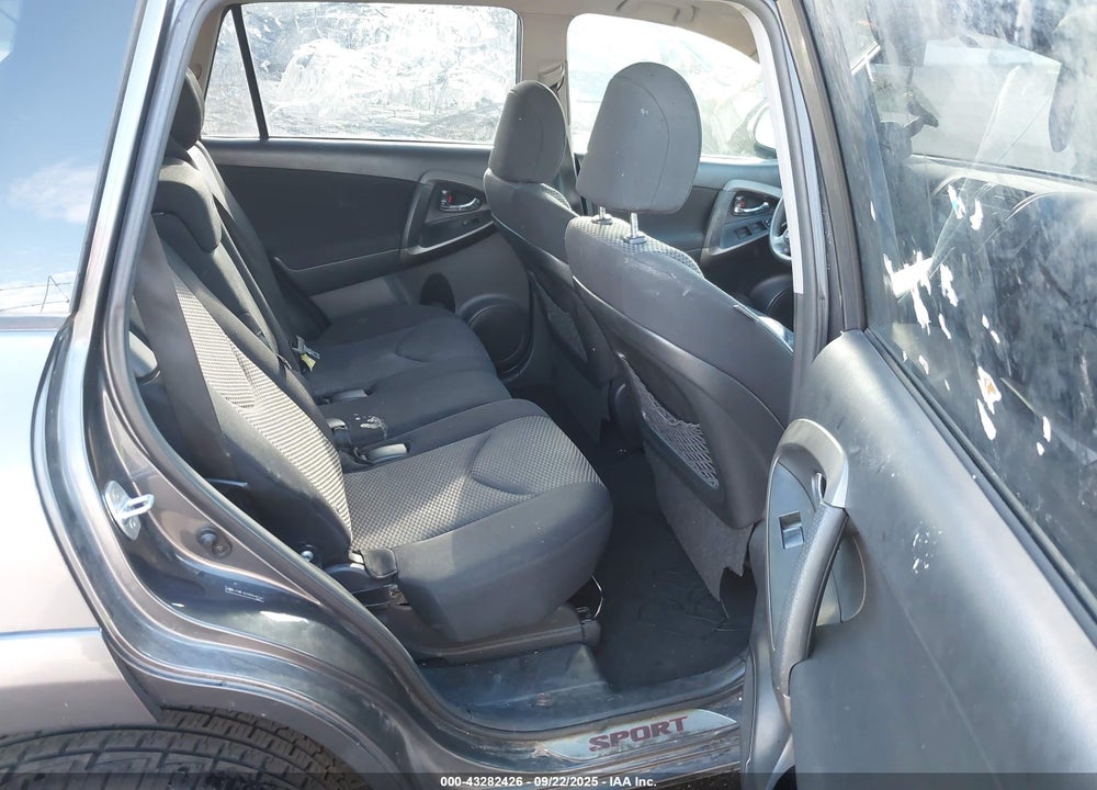 2011 TOYOTA RAV4 VIN: JTMWF4DVXB5040761