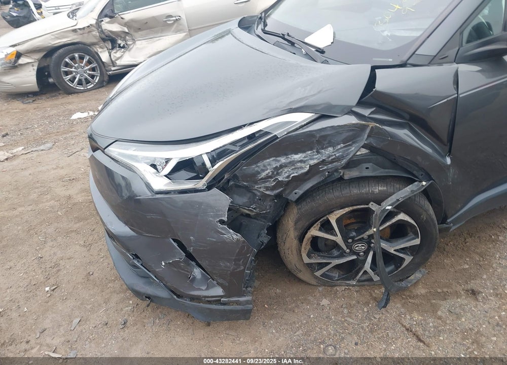 2019 TOYOTA C-HR VIN: NMTKHMBX7KR077577
