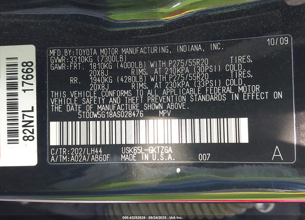 2010 TOYOTA SEQUOIA PLATINUM 5.7L V8 VIN: 5TDDW5G18AS028476