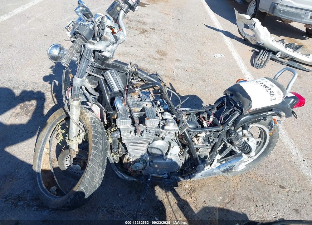 1985 YAMAHA XJ700 VIN: JYA1FG00XFA005443