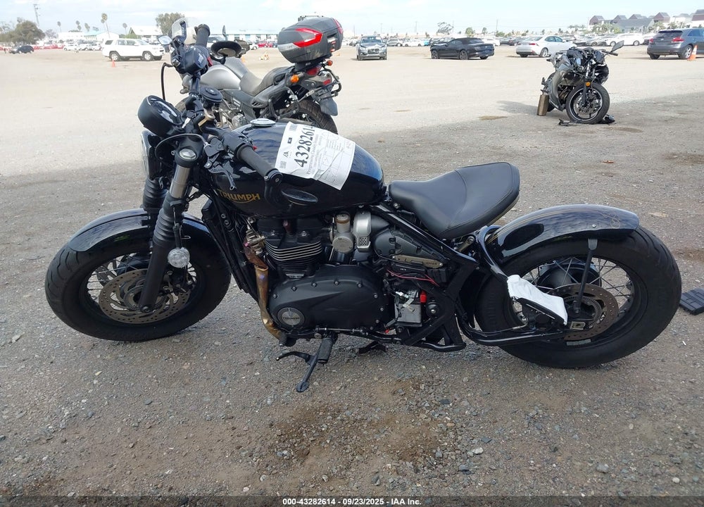 2023 TRIUMPH MOTORCYCLE BONNEVILLE BOBBER VIN: SMTD53HL7PTBF9416