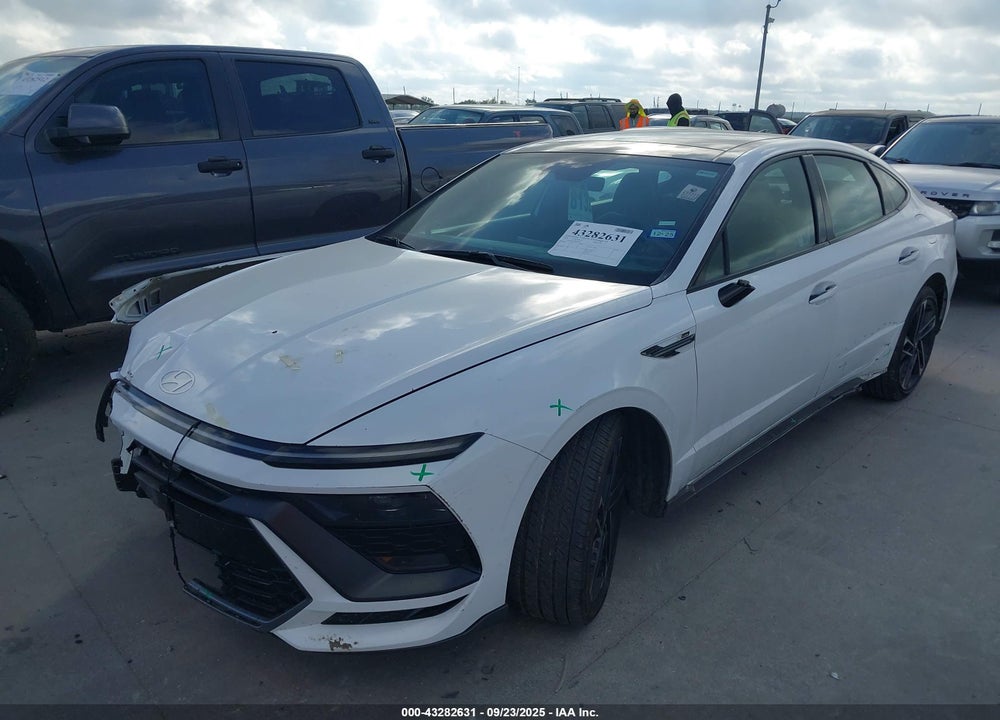 2024 HYUNDAI SONATA VIN: KMHL54JC2RA352112
