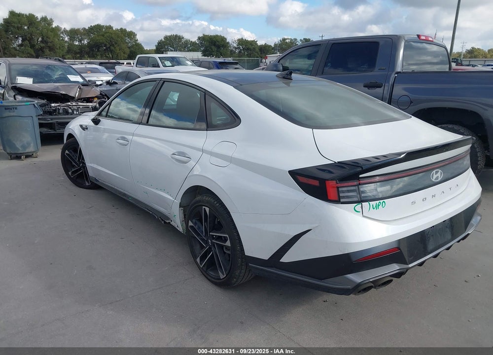 2024 HYUNDAI SONATA VIN: KMHL54JC2RA352112