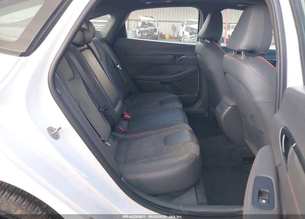 2024 HYUNDAI SONATA VIN: KMHL54JC2RA352112