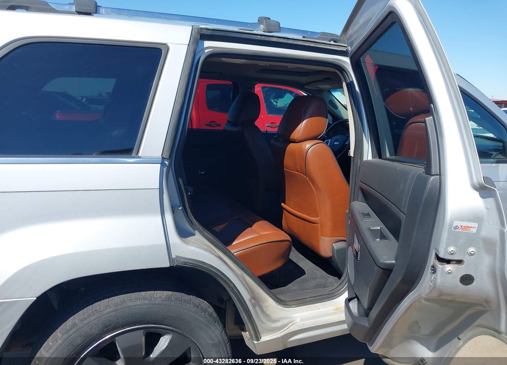 2008 JEEP GRAND CHEROKEE OVERLAND VIN: 1J8HR68278C157674