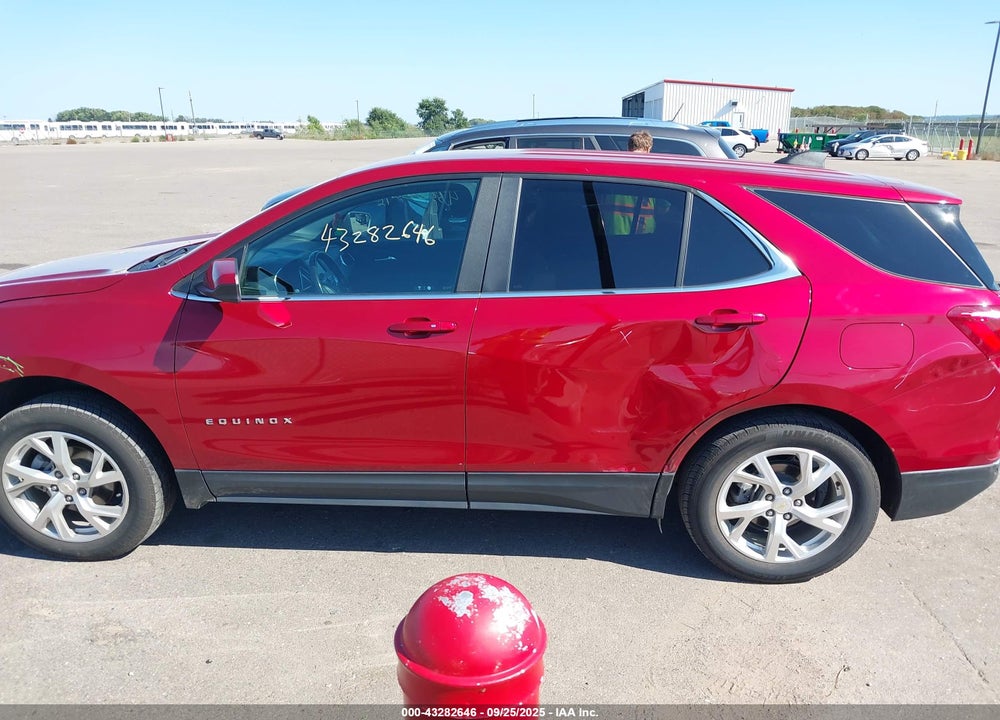 2021 CHEVROLET EQUINOX VIN: 2GNAXUEV7M6147562