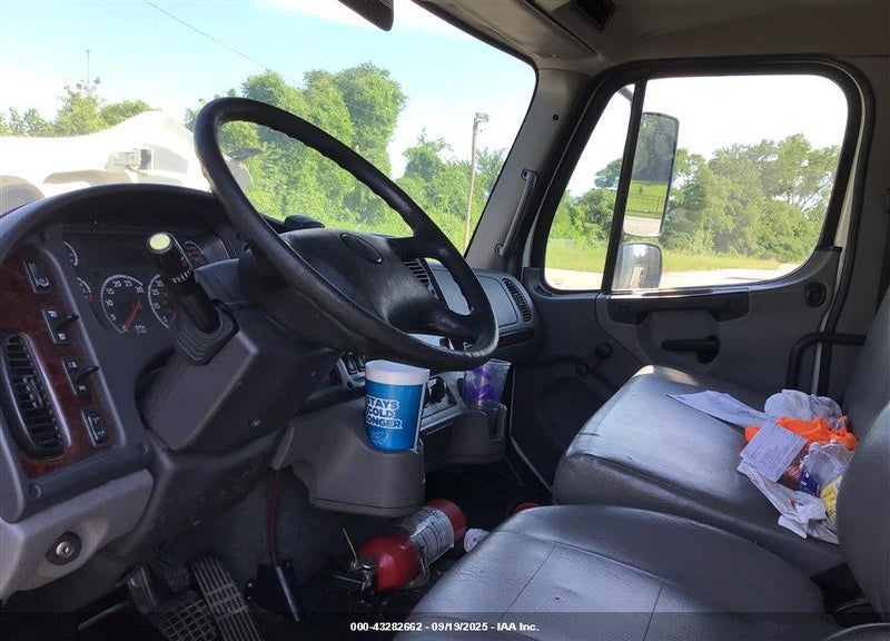 2018 FREIGHTLINER M2 106 VIN: 3ALACWFC4JDJK7329
