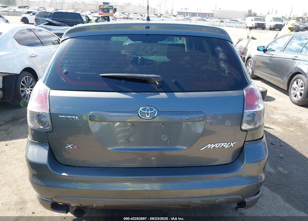 2008 TOYOTA MATRIX/XR VIN: 2T1KR32E58C720050