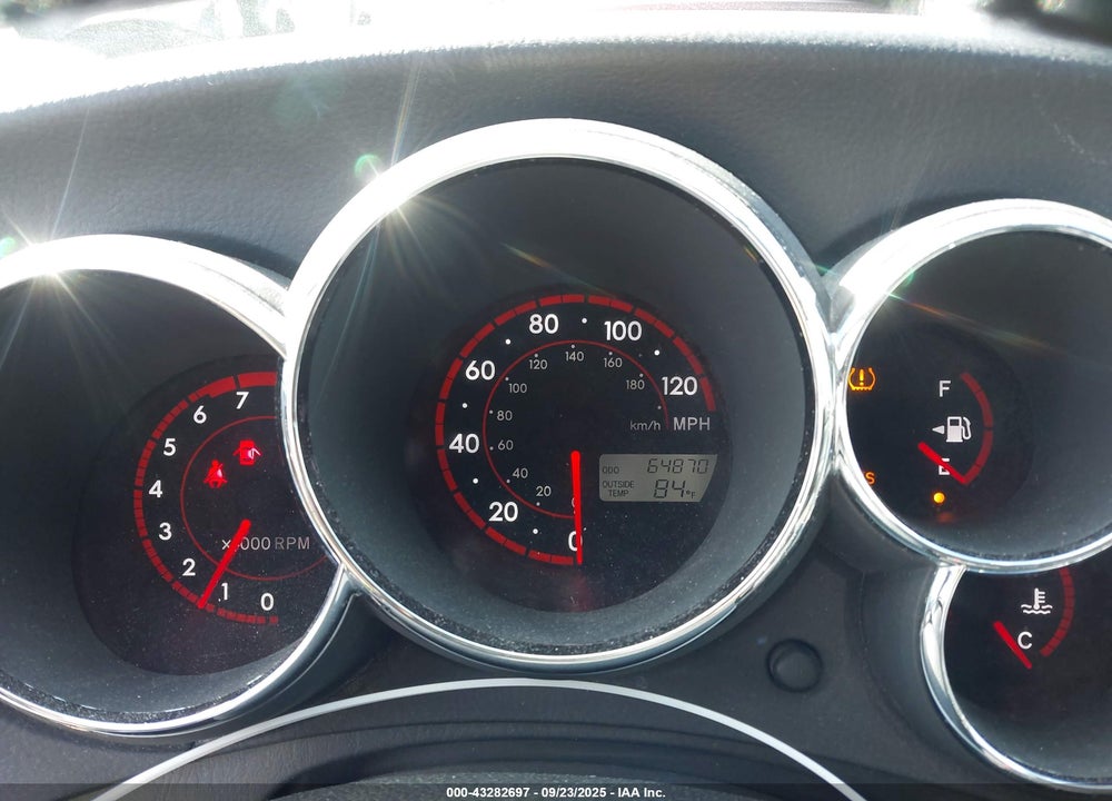 2008 TOYOTA MATRIX/XR VIN: 2T1KR32E58C720050