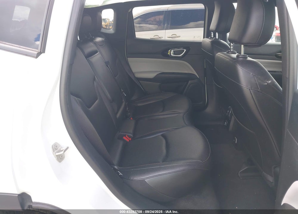 2024 JEEP COMPASS LIMITED 4X4 VIN: 3C4NJDCN3RT586811