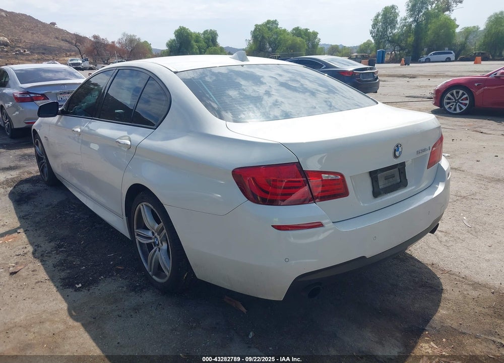 2011 BMW 5 SERIES VIN: WBAFR7C5XBC802800
