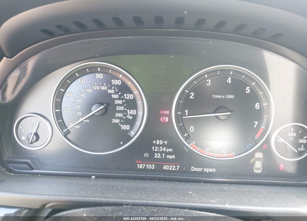 2011 BMW 5 SERIES VIN: WBAFR7C5XBC802800