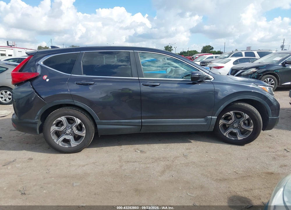 2017 HONDA CR-V VIN: 7FARW1H58HE047810