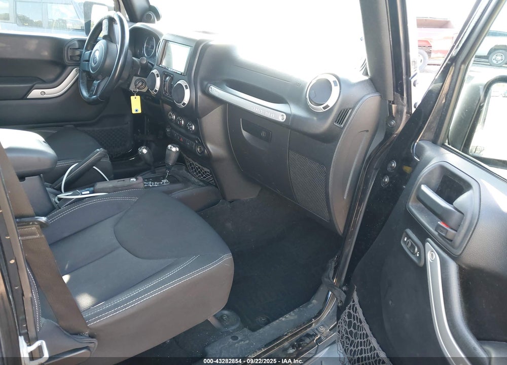 2014 JEEP WRANGLER UNLIMITED VIN: 1C4BJWEG3EL137907