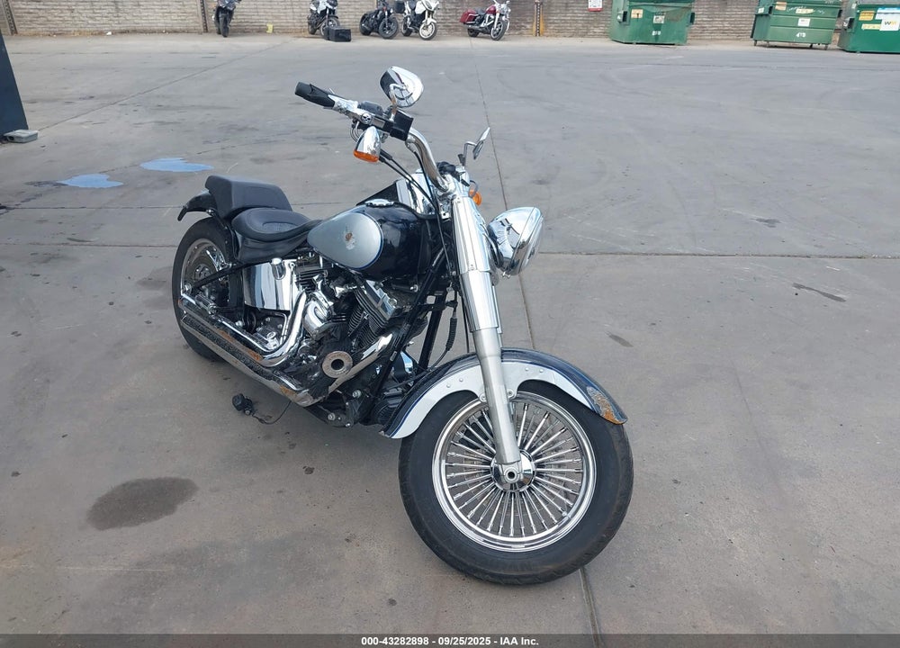 2012 HARLEY-DAVIDSON FLSTF VIN: 1HD1BXV31CB043070
