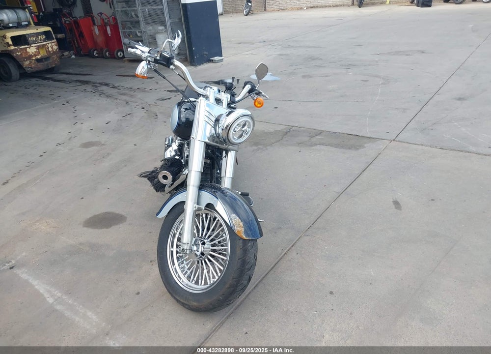 2012 HARLEY-DAVIDSON FLSTF VIN: 1HD1BXV31CB043070