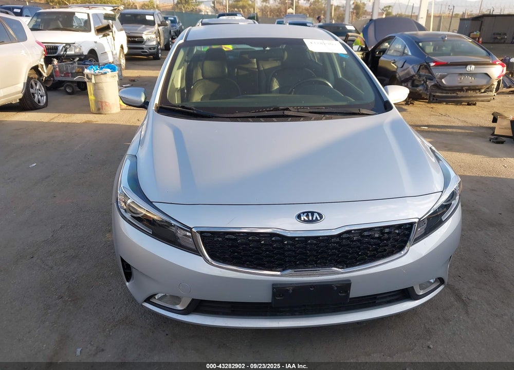 2018 KIA FORTE VIN: 3KPFL4A81JE207499