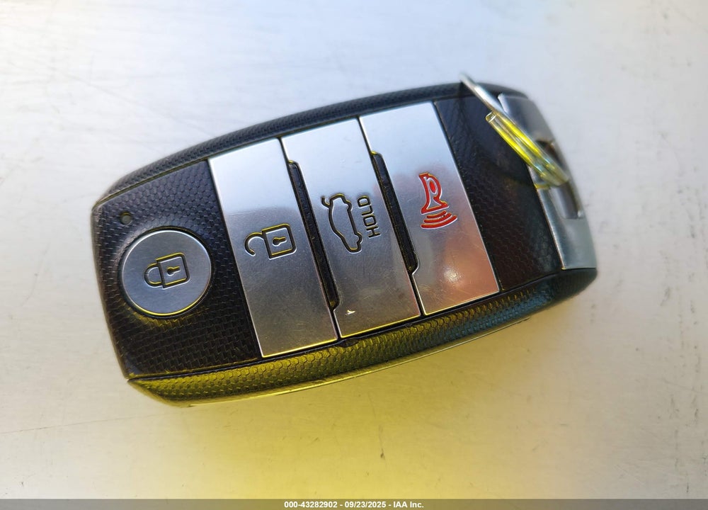 2018 KIA FORTE VIN: 3KPFL4A81JE207499