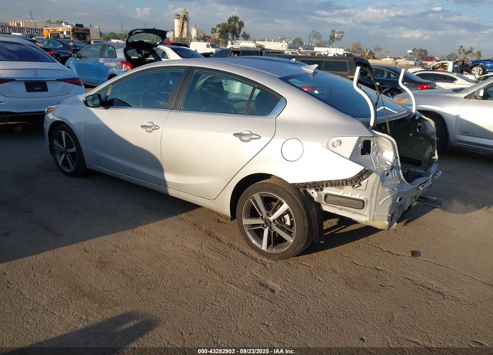 2018 KIA FORTE VIN: 3KPFL4A81JE207499