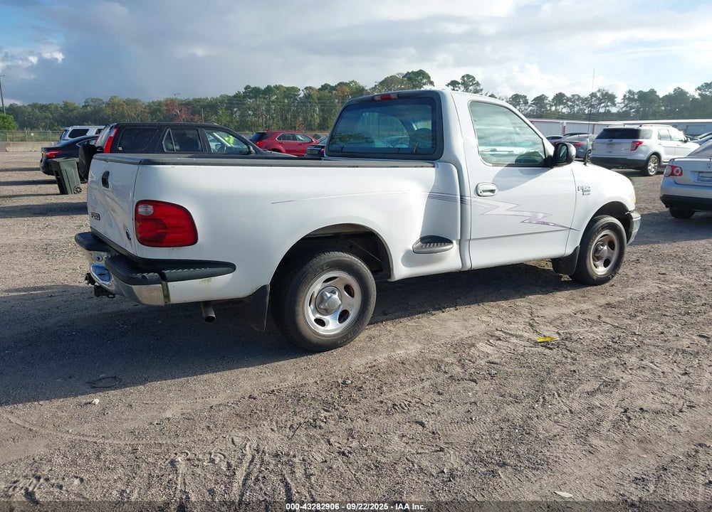 2000 FORD F-150 XL/XLT VIN: 2FTRF07L7YCA21891