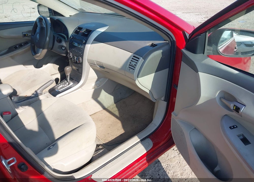2010 TOYOTA COROLLA LE VIN: 2T1BU4EE5AC288467