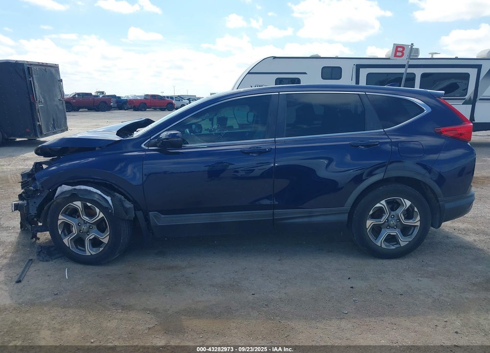 2018 HONDA CR-V VIN: 5J6RW1H55JA002781