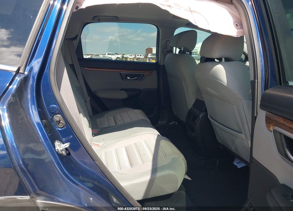 2018 HONDA CR-V VIN: 5J6RW1H55JA002781