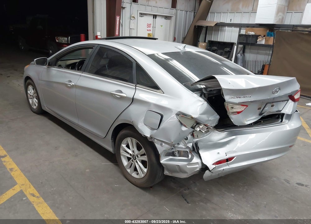 2012 HYUNDAI SONATA VIN: 5NPEB4AC3CH326088