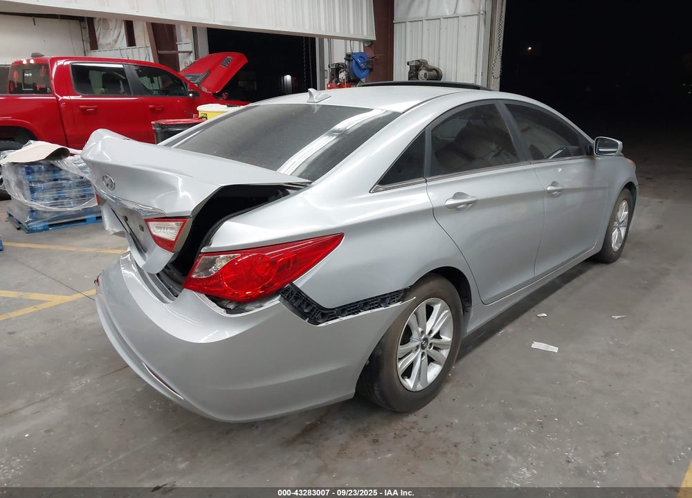 2012 HYUNDAI SONATA VIN: 5NPEB4AC3CH326088
