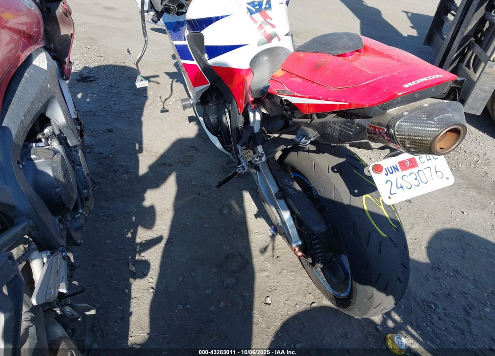 2013 HONDA CBR600 RR VIN: JH2PC4042DK600021