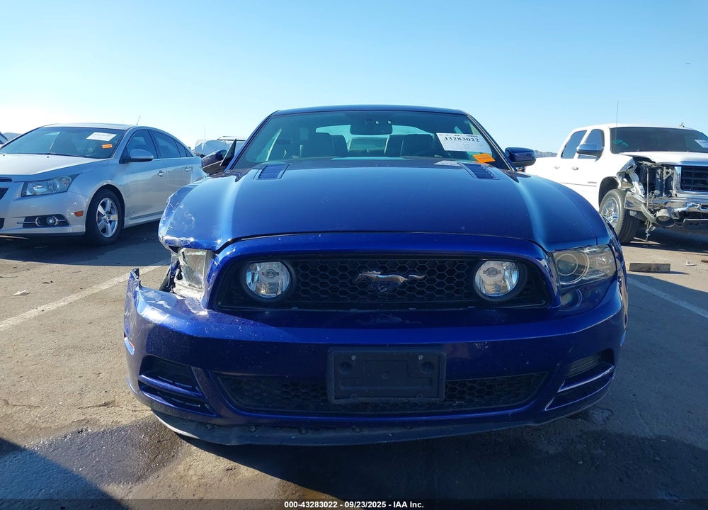 2014 FORD MUSTANG VIN: 1ZVBP8CF5E5200527