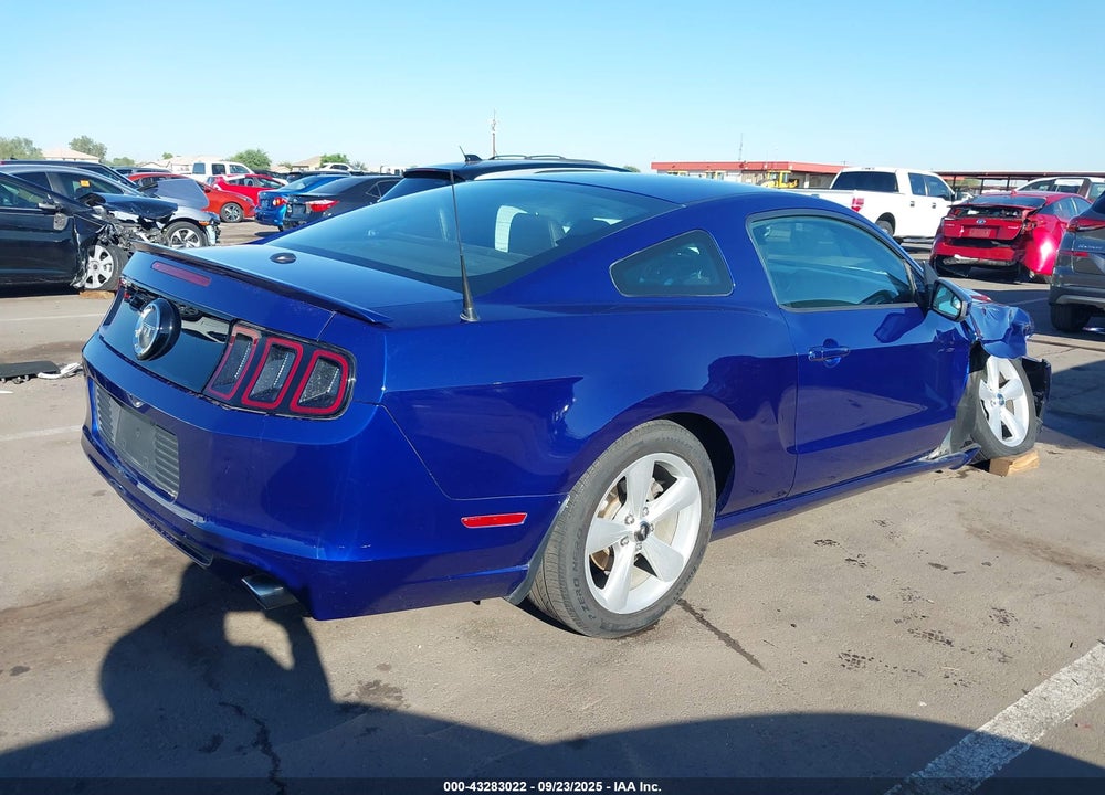 2014 FORD MUSTANG VIN: 1ZVBP8CF5E5200527