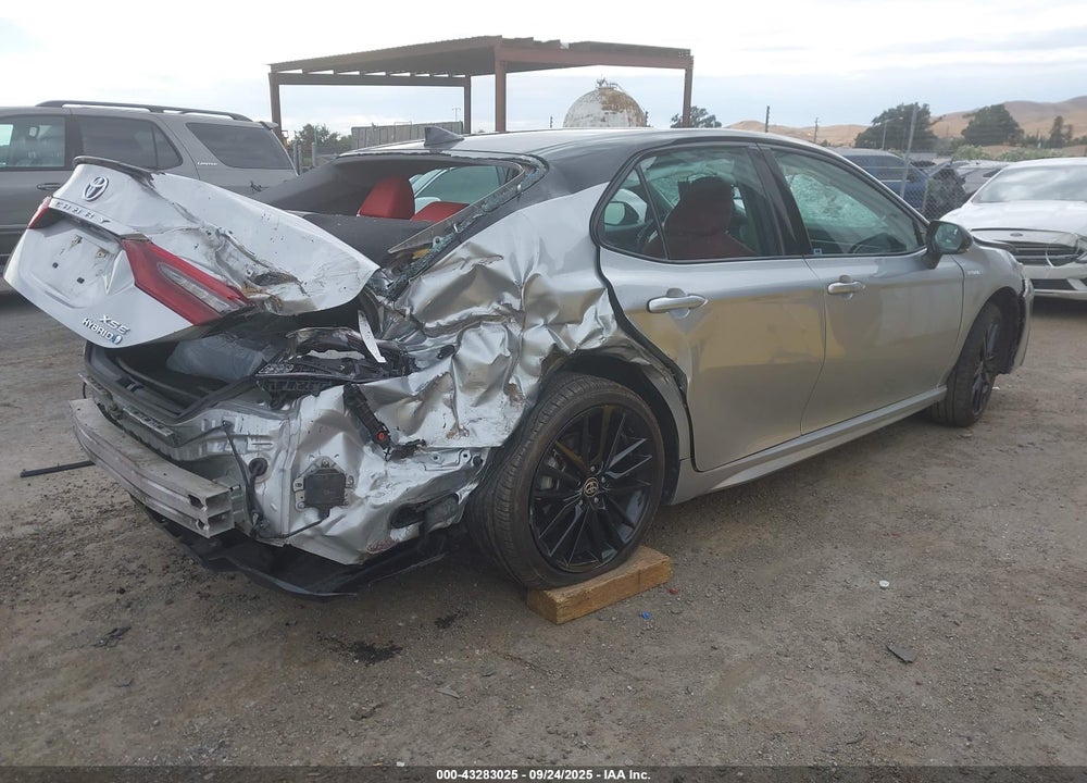 2021 TOYOTA CAMRY XSE HYBRID VIN: 4T1K31AK6MU020320