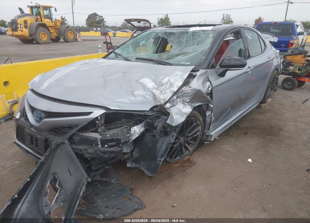2021 TOYOTA CAMRY XSE HYBRID VIN: 4T1K31AK6MU020320