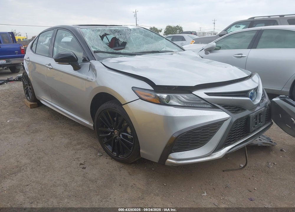 2021 TOYOTA CAMRY XSE HYBRID VIN: 4T1K31AK6MU020320
