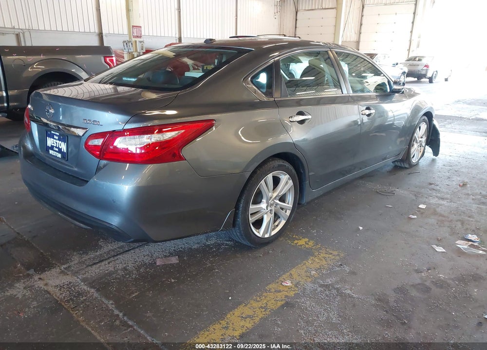 2017 NISSAN ALTIMA 3.5 SL VIN: 1N4BL3AP9HC294687