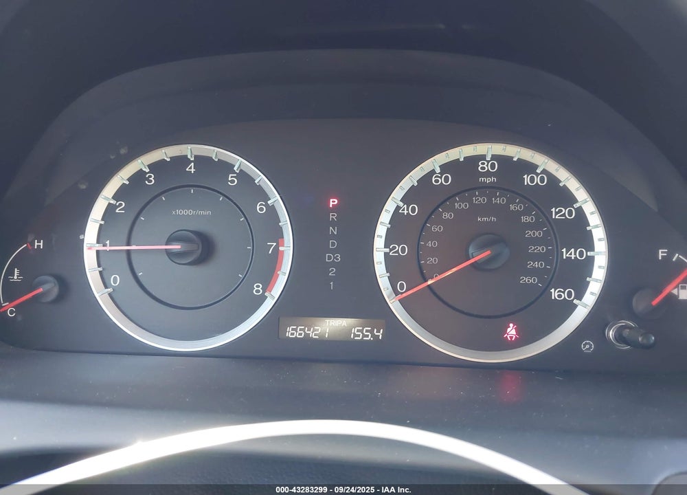 2010 HONDA ACCORD VIN: 1HGCP3F83AA029321