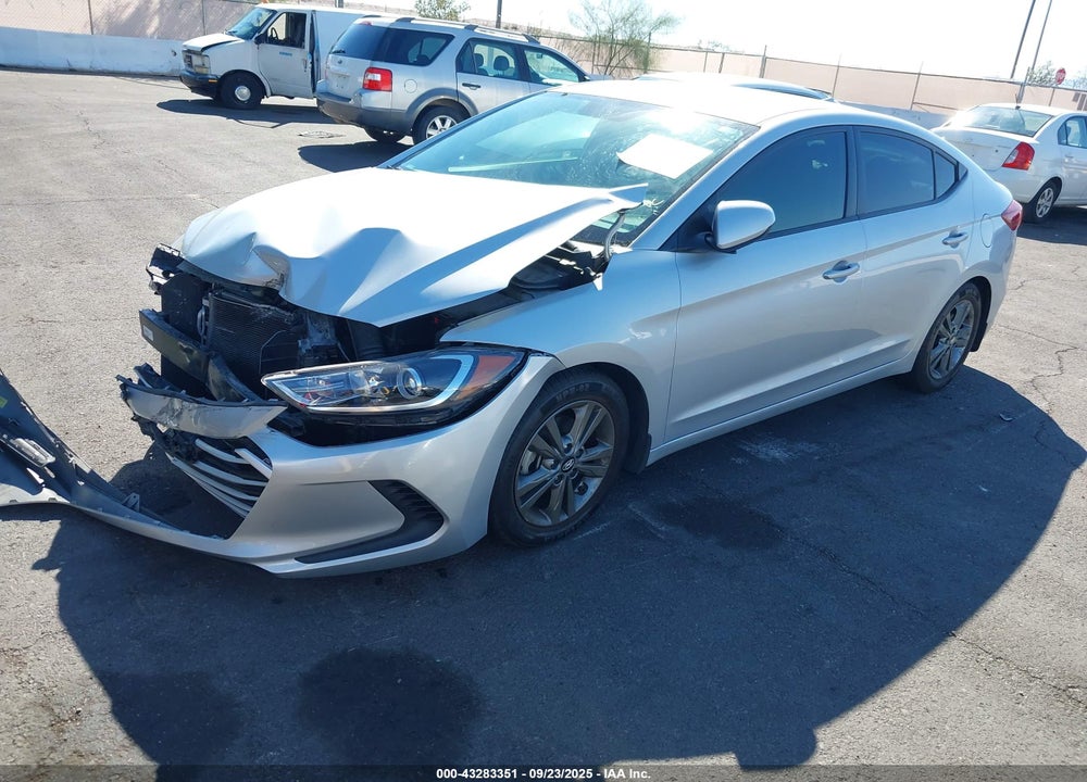 2018 HYUNDAI ELANTRA VIN: 5NPD84LF6JH284532