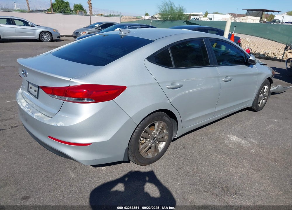 2018 HYUNDAI ELANTRA VIN: 5NPD84LF6JH284532