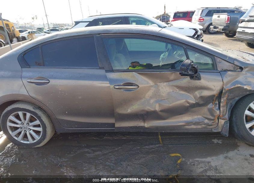 2012 HONDA CIVIC VIN: 2HGFB2F87CH526009