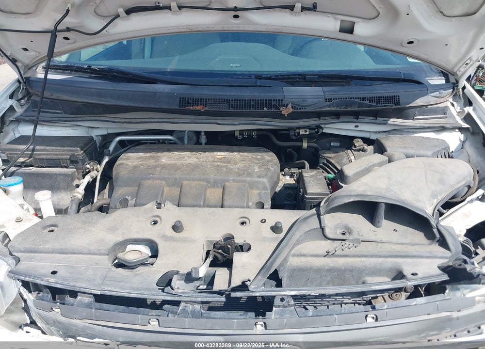 2011 HONDA ODYSSEY EX-L VIN: 5FNRL5H64BB012063