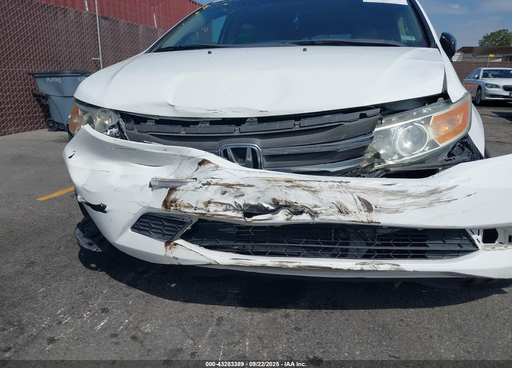 2011 HONDA ODYSSEY EX-L VIN: 5FNRL5H64BB012063